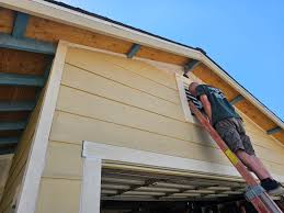 Siding Removal and Disposal in Fate, TX